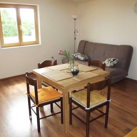 Apartmani Juliska Pirovac Exteriör bild