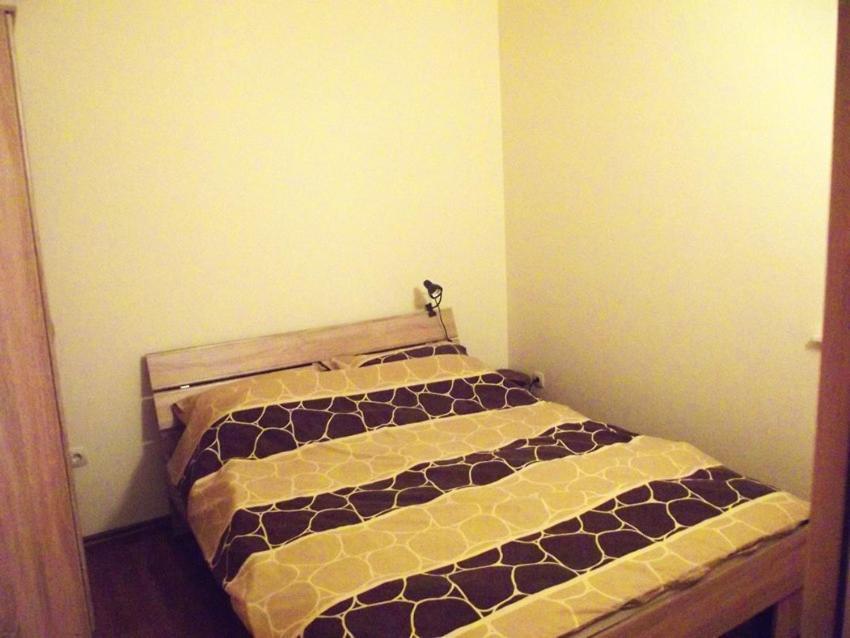 Apartmani Juliska Pirovac Exteriör bild
